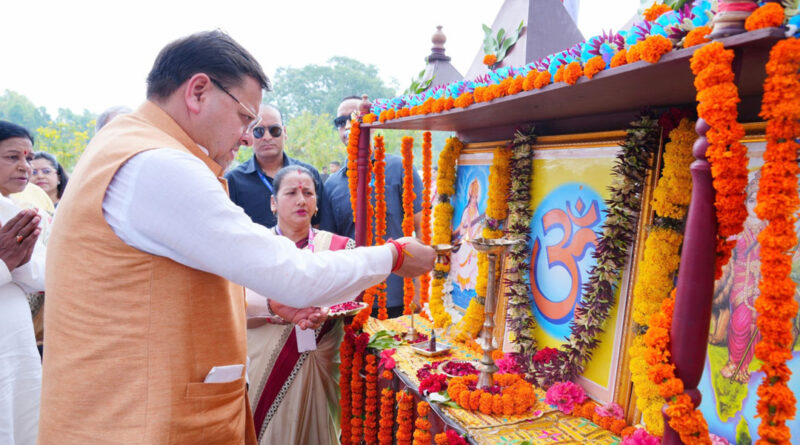 विद्या भारती इस्कुळु मा संस्कार, सेवा भाव तैं जादा महत्व दिये जान्द: धामी